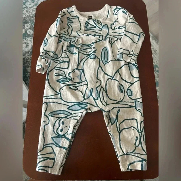 Mixed Baby Girl Footie PJs Bundle Size 3M-9M - Picture 4 of 9